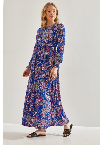 Kadın Desenli Kuşaklı Börümcük Kumaş Elbise