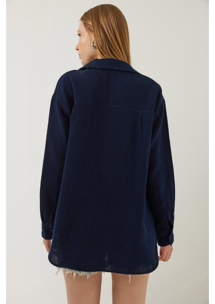 Kadın Tek Cepli Oversize Muslin Gömlek