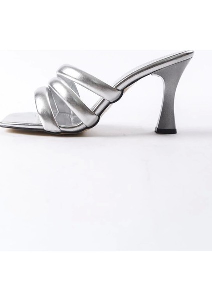 Kadın Enza Gümüş 9 cm Kadeh Topuklu Terlik fırsatları