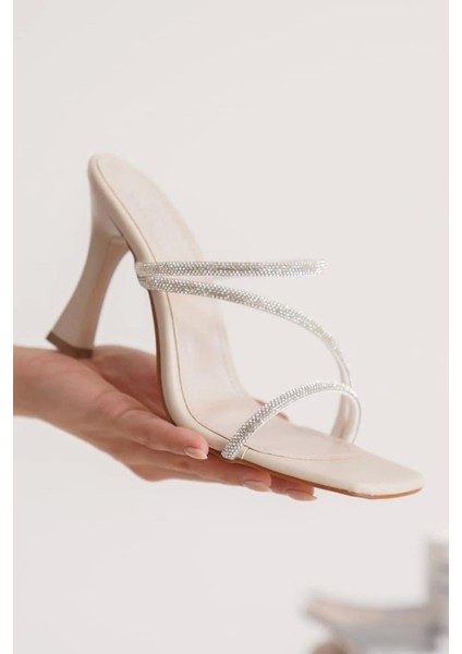Kadın Alia Krem 9 cm Topuklu Taşlı Terlik fırsatları