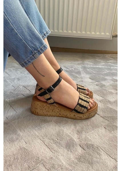 Kadın Eftal Siyah Hasır Detay Kalın Mantar Taban Ortopedik Sandalet K-230 fiyatları