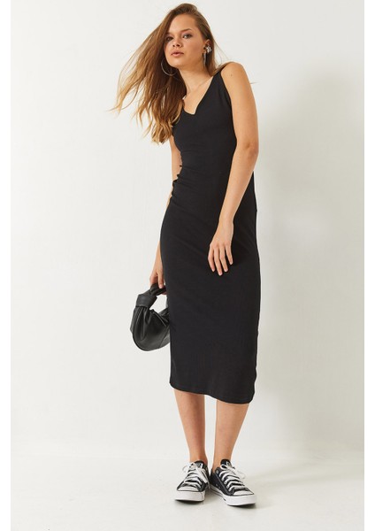 Kadın V Yaka Kalın Askılı Midi Boy Basic Elbise fırsatları