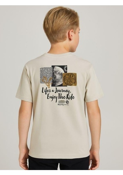 Erkek Çocuk Lifes Yazılı T-Shirt modelleri