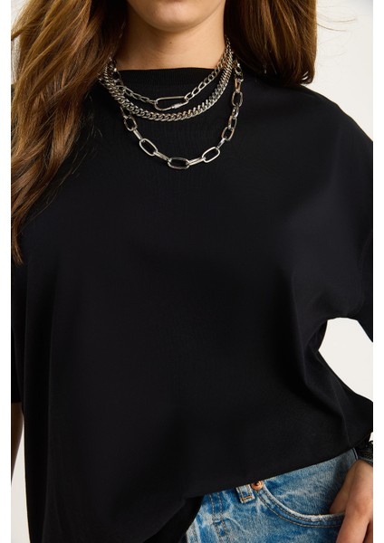 Kadın % Organik Pamuk Relaxed Fit Yırtmaçlı Yuvarlak Yakalı T-Shirt