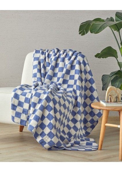 Mavi ve Ekru Renklerde Şık Retro Tarzı Akrilik Tv Battaniyesi