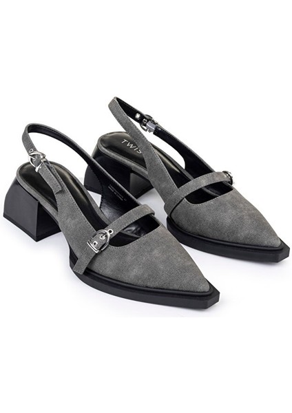 Metal Tokalı Kontrast Topuklu Ayakkabı TW6250031015005 modelleri