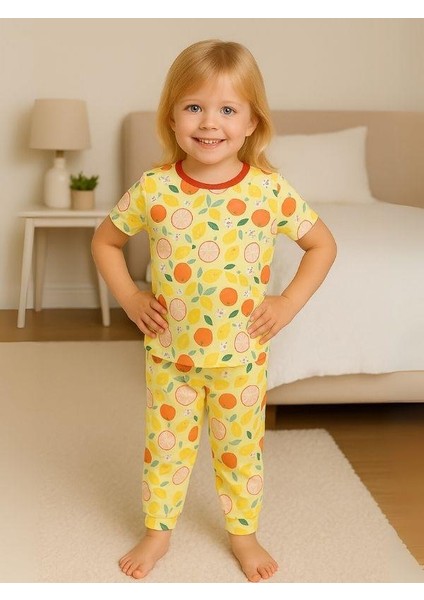 Kız Çocuk Pamuklu Meyve Desenli Kısa Kol Pijama Takımı fiyatları