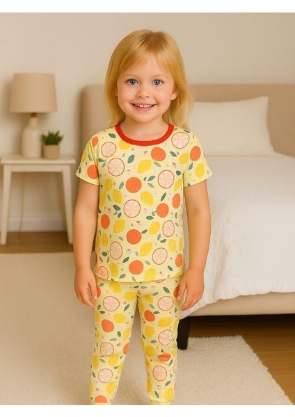 Kız Çocuk Pamuklu Meyve Desenli Kısa Kol Pijama Takımı fırsatları
