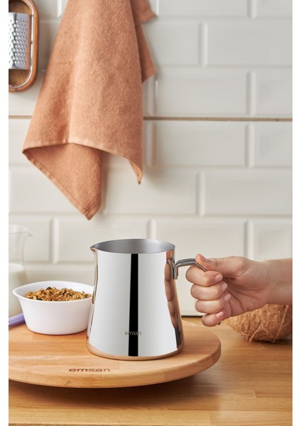 1200 ml Metalik Süt ve Cezve Ürünü, Şık Tasarım ve Yüksek Kaliteyle Hazırdır fırsatları