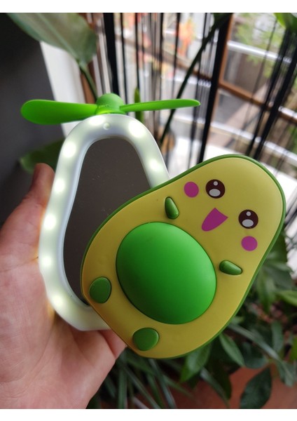 Sevimli Avokado Tasarımlı LED Işıklı USB Kablolu Mini Fan I Masa Üstü ve Boyun Ipli Vantilatör fiyatları