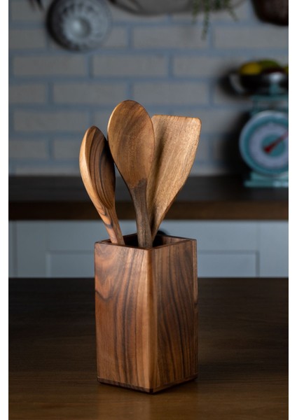 El Yapımı Ceviz Ağacı Kaşıklık, Şık ve Doğal Tasarım fırsatları