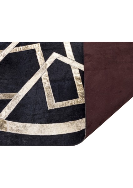 Siyah Dekoratif Dana Derisi Patchwork Halı – El Dokuma Hakiki Deri Salon Halısı modelleri