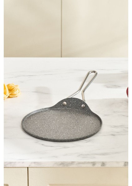 24 cm Gri Biogranit Krep Tava ile Sağlıklı ve Pratik Pişirme Keyfi