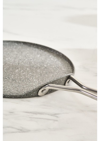 24 cm Gri Biogranit Krep Tava ile Sağlıklı ve Pratik Pişirme Keyfi fırsatları