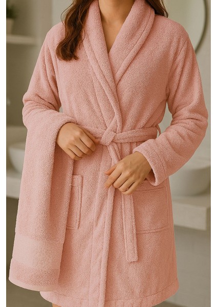 Nevin Modeli Bornoz Takımı – %100 Pamuk Bornoz ve 50X90 Yüz Havlusu