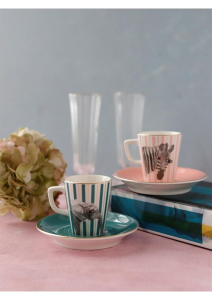 Beyaz 4'lü Zürafa ve Fil Temalı Kahve Takımı, Şık ve Zarif Tasarım