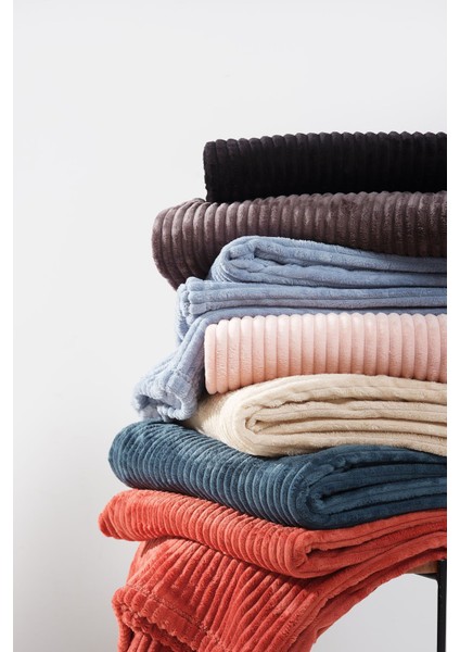 Bej Tek Kişilik Yumuşak Battaniye, Rahat ve Şık, Huzurlu Uyku Için. modelleri