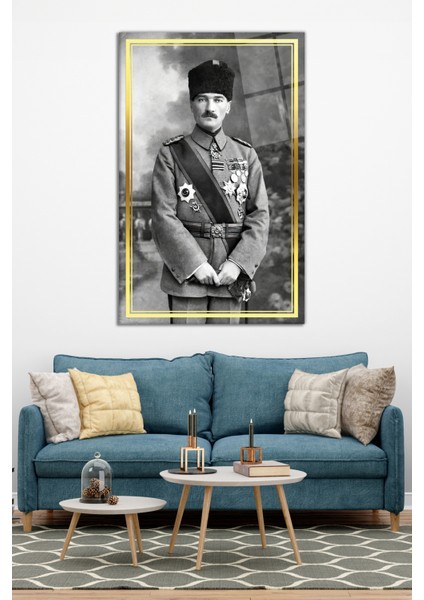 Gold Şeritli Üniformalı ve Madalyalı Atatürk Cam Tablo, Ev Ofis Dekoru Hediyelik Duvar Dekorasyonu modelleri