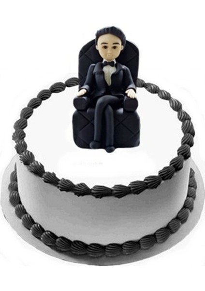 Şeker Hamurundan Tamamlayıcı Pasta Figürü Adam Figürü