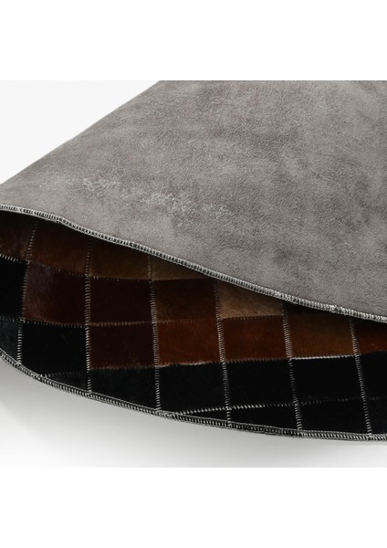 Kareli Kahverengi Beyaz Desenli Yuvarlak Dana Derisi Halı, Şık Salon ve Oturma Odası Halısı indirimleri