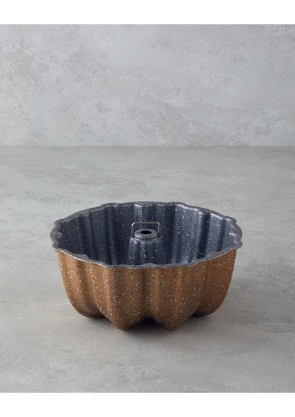 21,5 cm Altın Renkli Hava Fritöz Kek Kalıbı, Şık ve Kullanışlı Tasarım