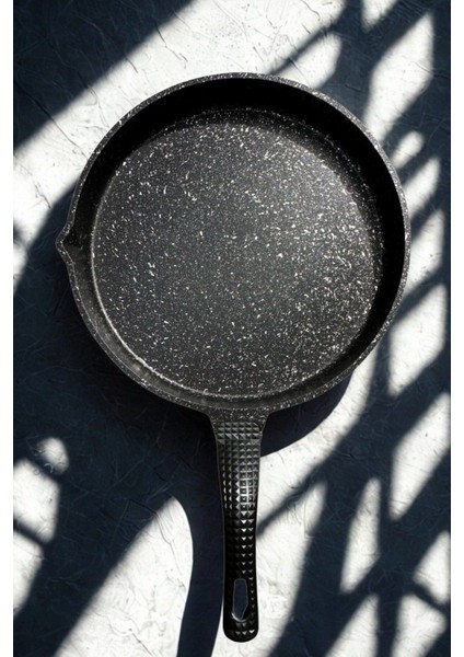 34CM Çok Amaçlı Döküm Tava, Kızartma, Balık, Gözleme, Yanmaz ve Yapışmaz Siyah fiyatları