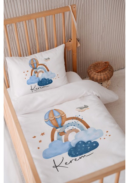 Bebek Yatak Nevresim Seti, %100 Pamuk Saten, Isimli, Bulutlar ve Mavi Balon Tasarımı