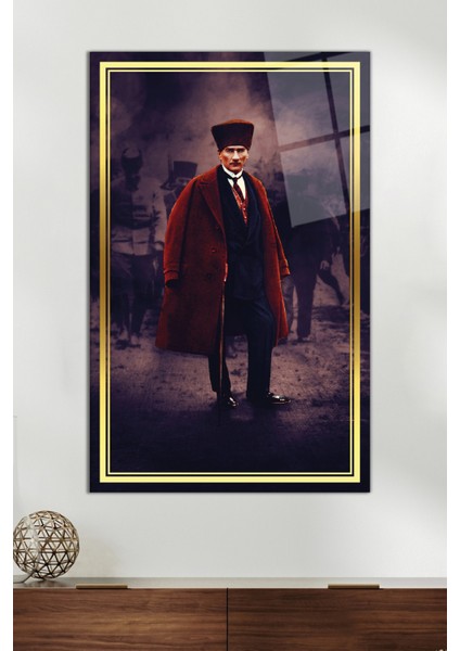 Gold Şeritli Cephede Renkli Atatürk Portresi Cam Tablo, Ev Ofis Dekoru Hediyelik Duvar Dekorasyonu