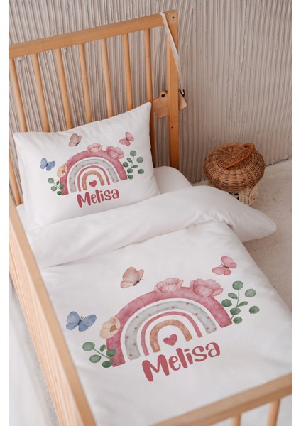 Pembe Gökkuşağı Kelebekli 100X150 Pamuk Saten Bebek Yatak Nevresim Seti