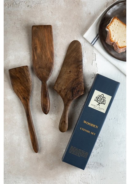 Kahverengi 3 Parça Ceviz Ağacı Spatula Seti 30 Cm, Dayanıklı ve Şık Mutfak Araçları