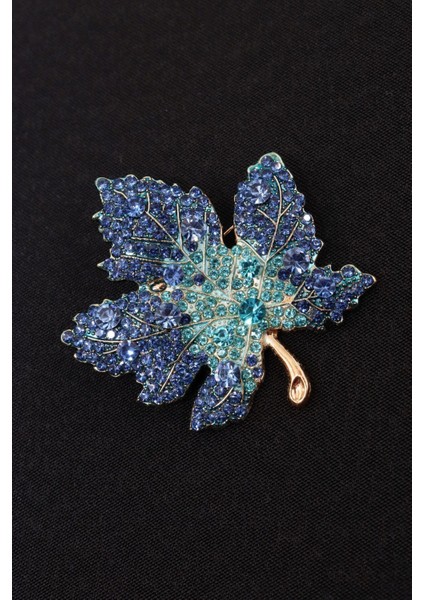 Zirkon Taşlı Akça Ağaç Yaprağı Broş. Yaka Iğnesi Akça Ağaç Broş. Kadın Broş. Akça Ağaç Yaprağı Broş. fırsatları