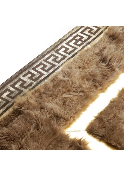 Altın Kenarlı Açık Kahverengi Koyun Derisi Halı, Modern ve Şık Tasarımlı Halı, Kaymaz Tabanlı Halı indirimleri