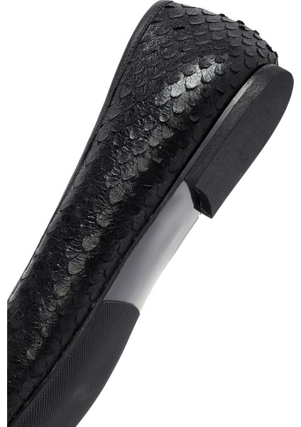 Kadın Siyah Desenli Deri Babet 25AFD120840