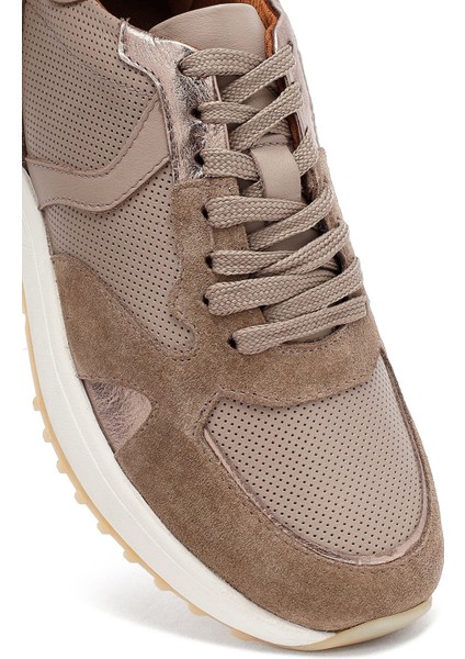 Kadın Vizon Bağcıklı Kalın Tabanlı Deri Sneaker 25AFD370714