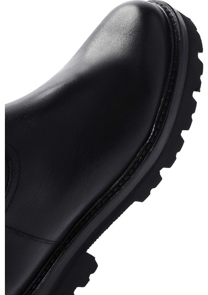 Kadın Siyah Fermuarlı Kalın Tabanlı Deri Çizme 25WFD2807FT