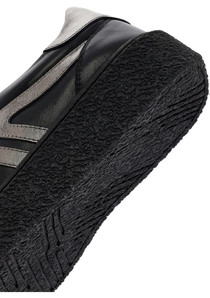 Kadın Siyah Bağcıklı Kalın Tabanlı Deri Sneaker 25AFD511118