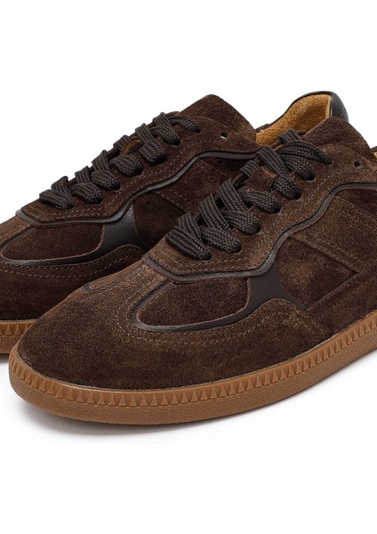Kadın Kahverengi Bağcıklı Süet Deri Sneaker 25AFD370810