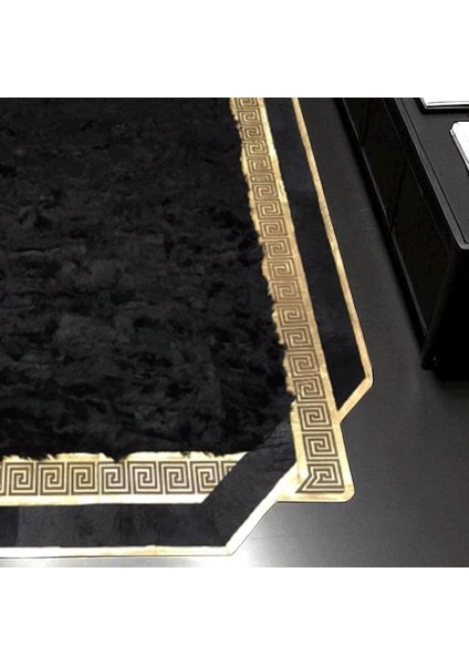 Lüks Siyah Toskana Koyun Derisi Halı, Kaymaz Tabanlı ve Şık Tasarımlı Salon Halısı fırsatları