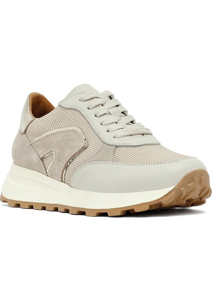 Kadın Bej Bağcıklı Kalın Tabanlı Deri Sneaker 25AFD370614