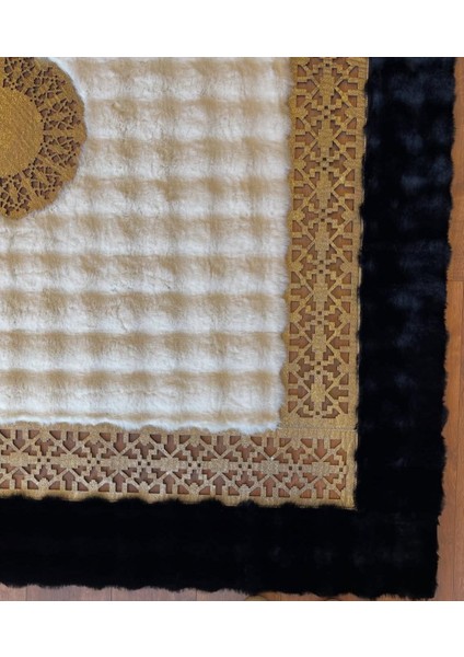 Modern Altın Varaklı Peluş Halı - Şık Salon Halısı modelleri