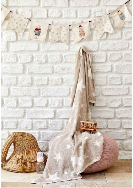 Yumuşak ve Şık Bebek Pikesi, Rahatlık ve Şıklık Sunar