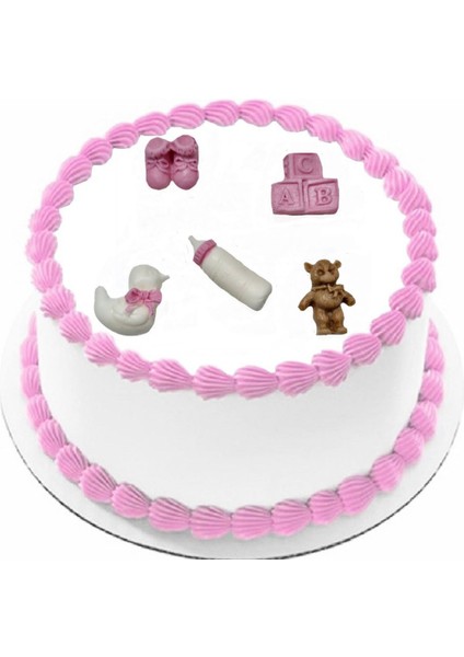 Şeker Hamurundan Kız Bebek Için Pasta Figürü Pembe Renk Ekrandaki Görsel Gelecek