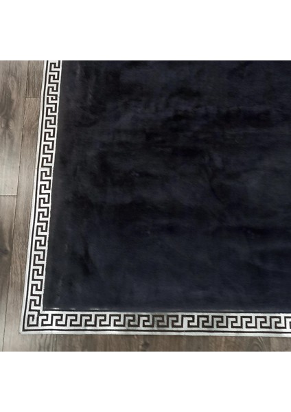 Gümüş Bordürlü Siyah Peluş Halı – El Yapımı Yumuşak ve Şık Salon Halısı modelleri
