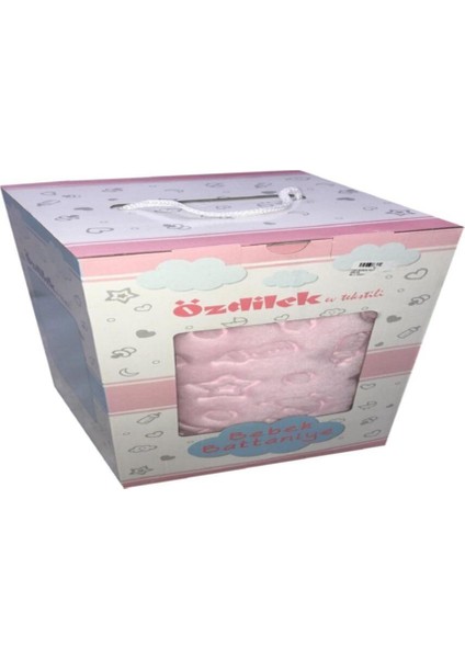 Yumuşak ve Şık Bebek Battaniyesi, Pembe ve Beyaz Renk Seçenekleriyle
