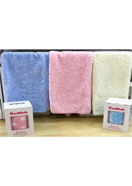Yumuşak ve Şık Bebek Battaniyesi, Pembe ve Beyaz Renk Seçenekleriyle fiyatları