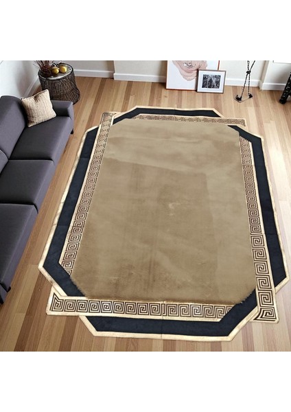 Altın ve Siyah Bordürlü Açık Kahverengi Peluş Halı – El Yapımı Şık ve Yumuşak Salon Halısı modelleri