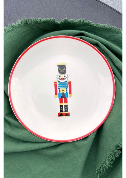 6'lı Kırmızı Porselen Pasta Tabağı Takımı, 21 Cm, Kurşun Asker Tasarımı fırsatları