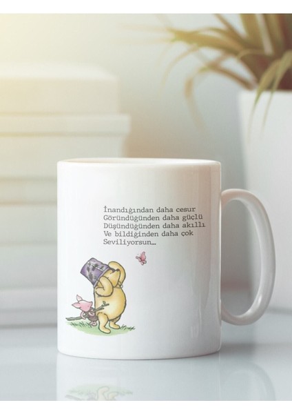 Beyaz Kupa Bardak Winnie Temalı Sevgi ve Dostluk Hediye Parlak ve Şık Tasarım