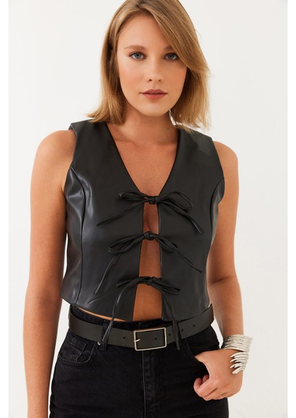 Kadın Bağlama Detaylı Deri Yelek