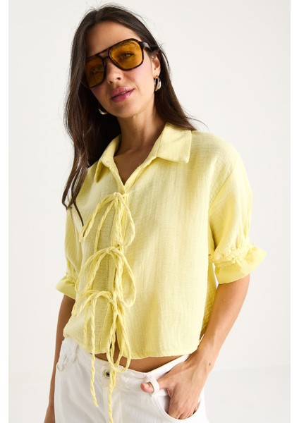 Kadın Bağlama Detaylı Kolları Büzgülü Müslin Crop Gömlek modelleri